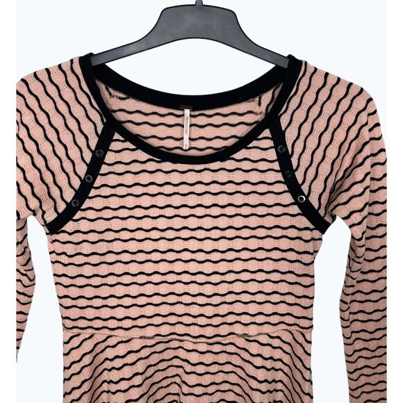 Free People Pink & Black Striped Knit Peplum Sweater Top Medium - Picture 11 of 13